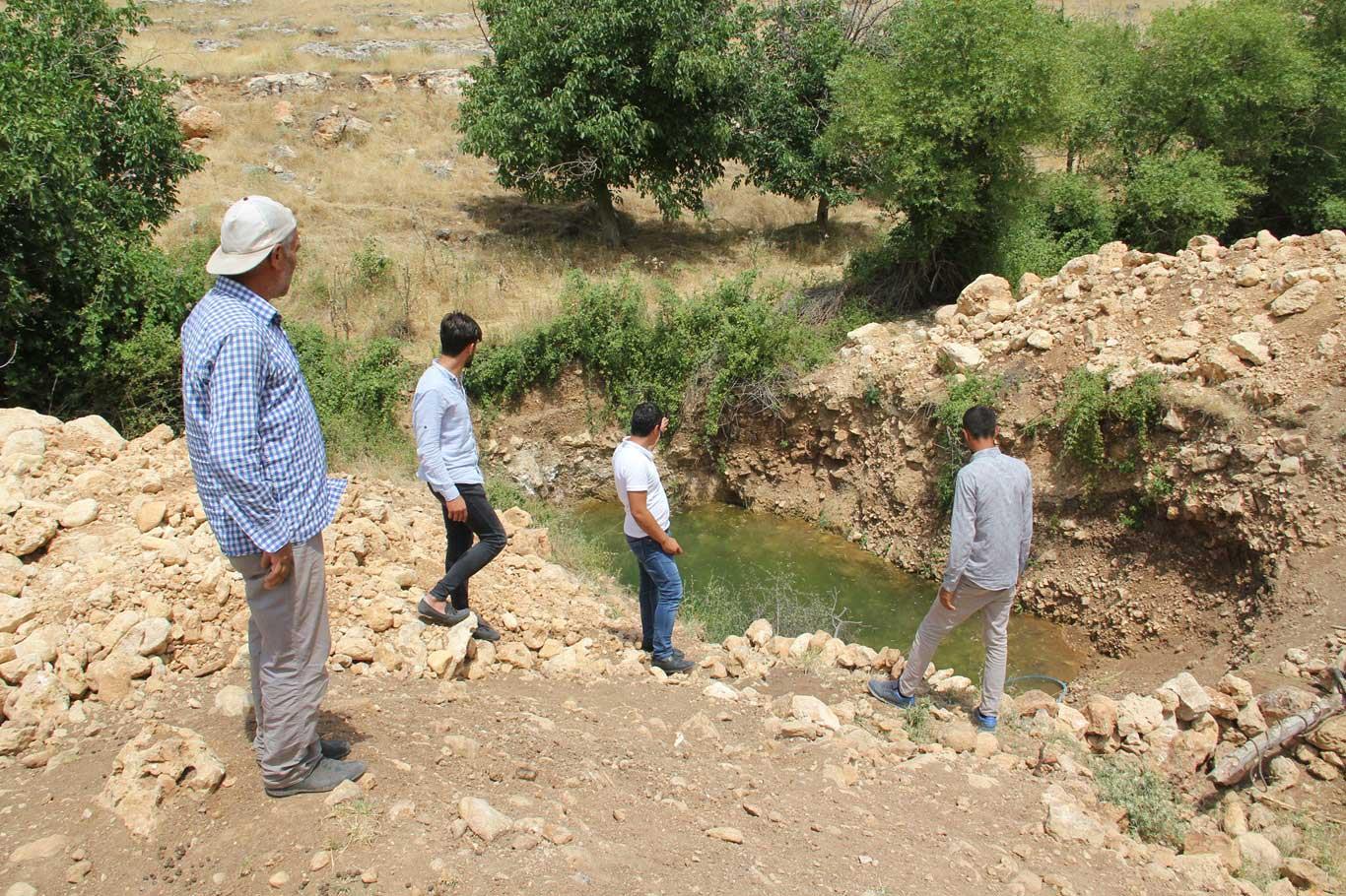 Mardin'de asırlar boyunca akan “Karasu Çayı” kuruyor Mardin'de asırlar boyunca akan “Karasu Çayı” kuruyor